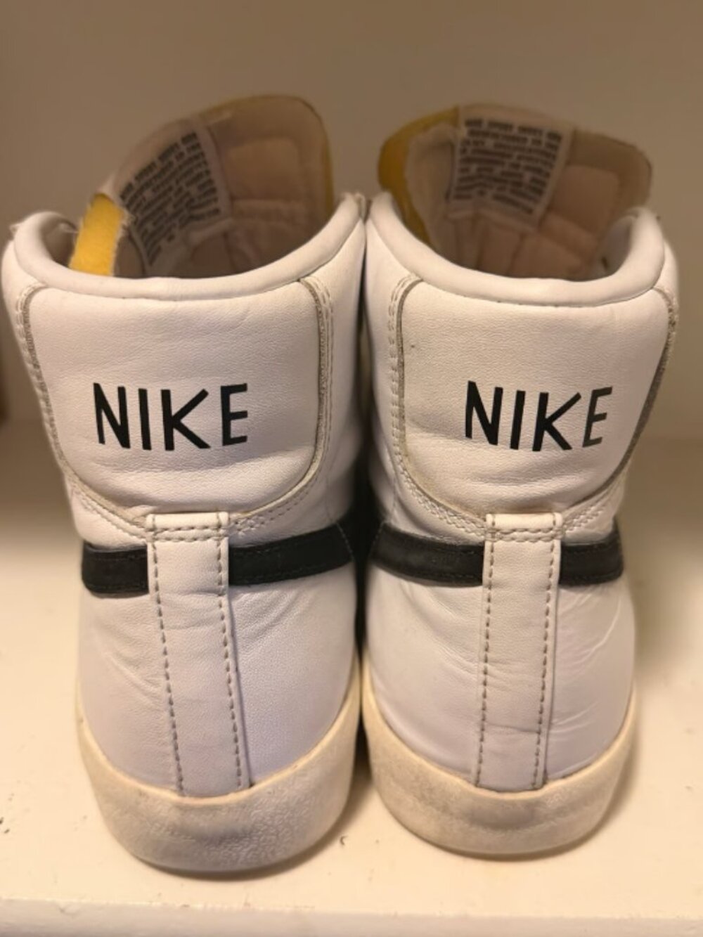 Nike Blazer Mid VintNike Sneakers Womens 9